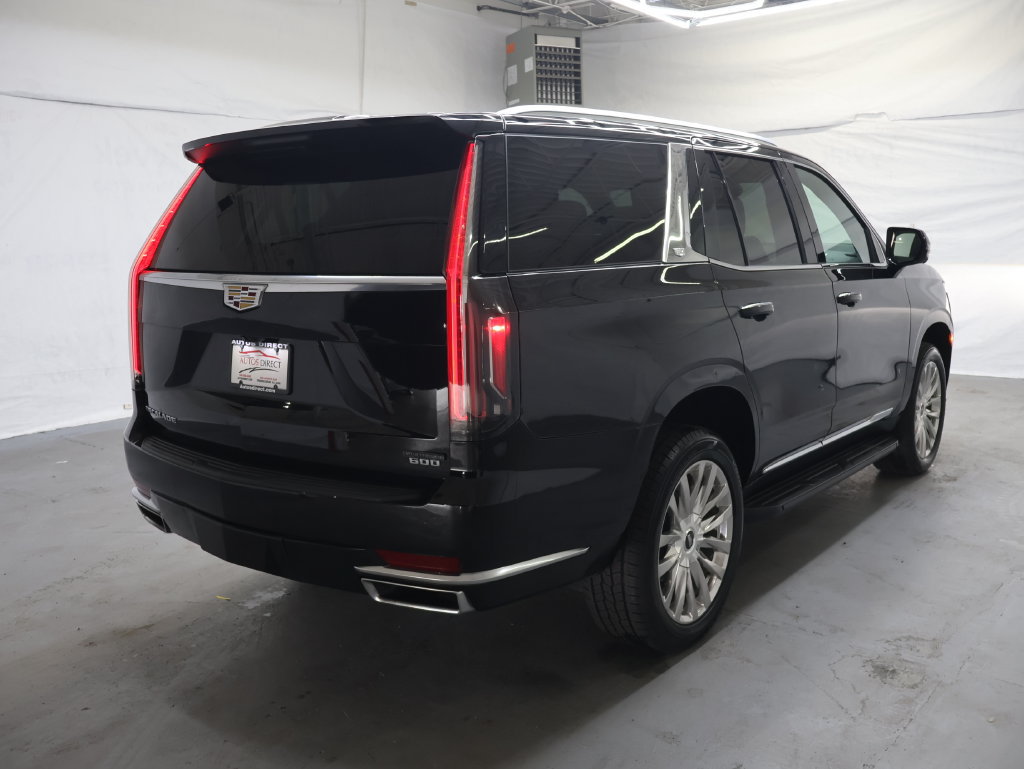 Used 2022 Cadillac Escalade Premium Luxury AWD/4WD image 7