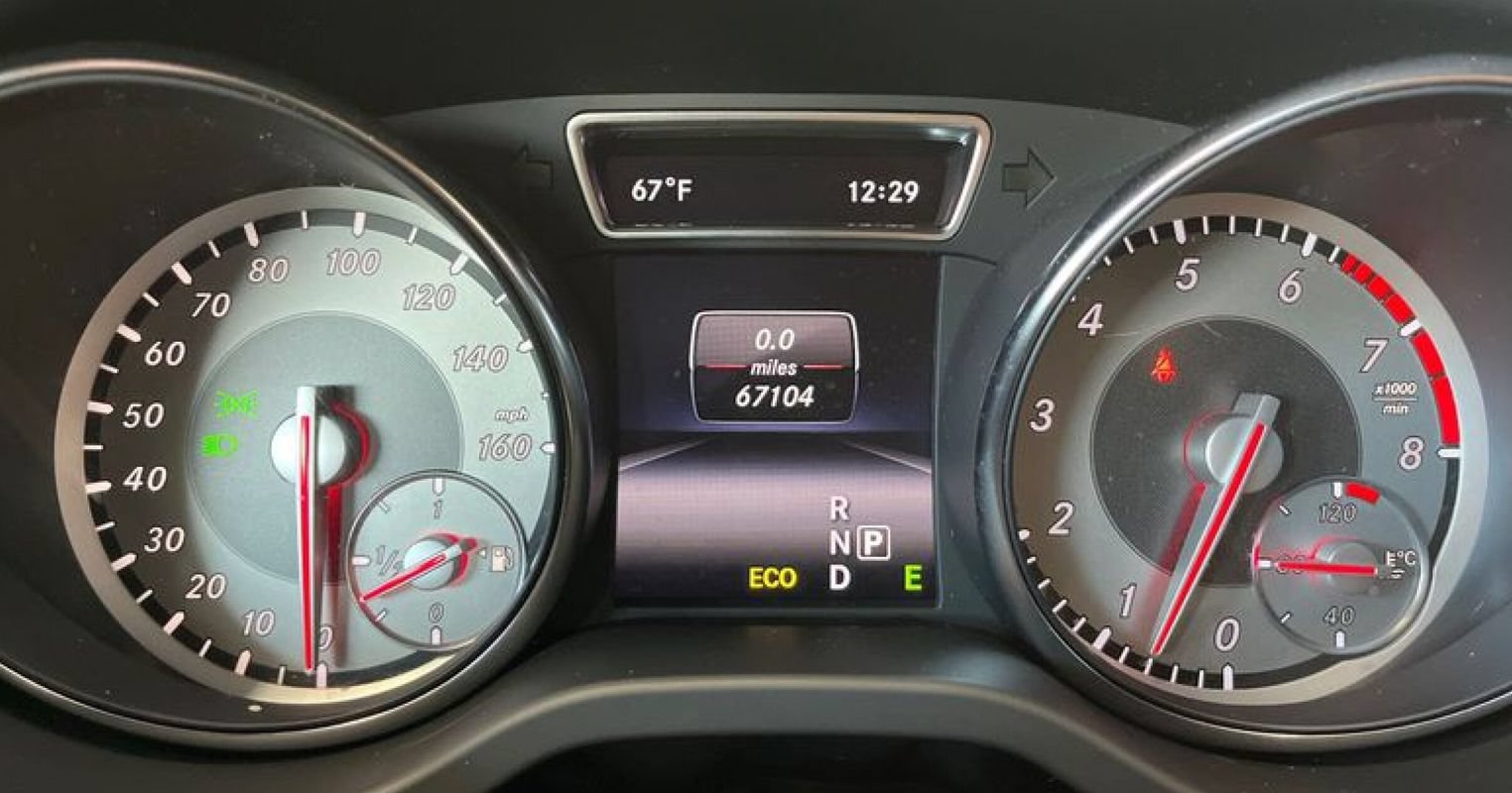 Used 2014 Mercedes-Benz CLA 250 image 37