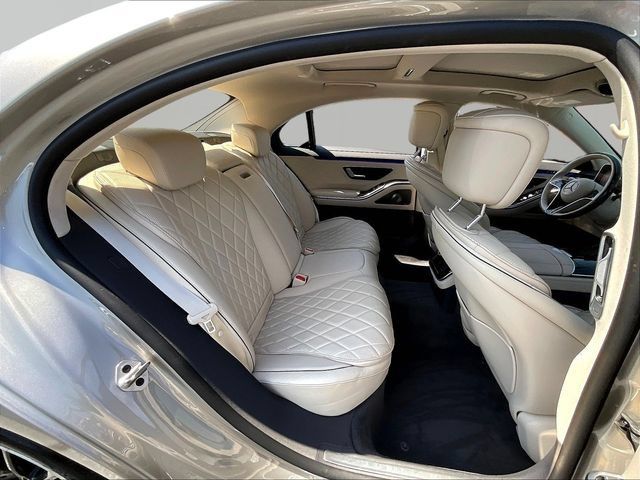 Used 2023 Mercedes-Benz S 500 4MATIC image 26