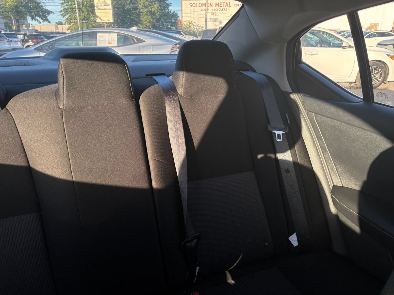 Used 2025 Nissan Sentra SV FWD image 32