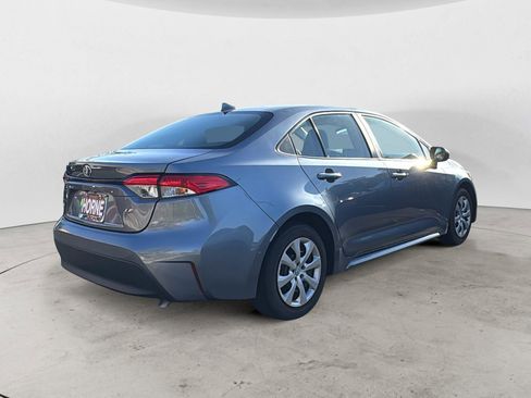 Used 2023 Toyota Corolla LE image 5