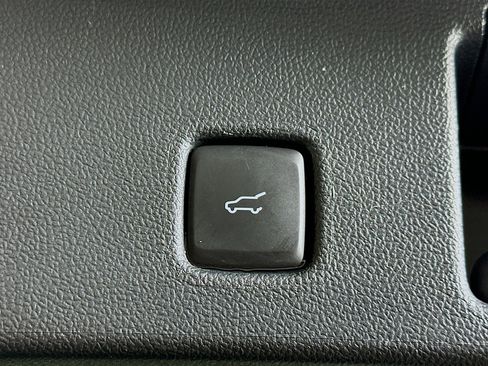 Used 2024 Ford Escape ST-Line image 29