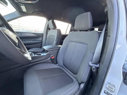 New 2026 Jeep Grand Cherokee L Laredo AWD/4WD image 6
