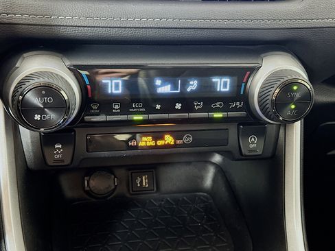 Used 2024 Toyota RAV4 XLE Premium FWD image 15