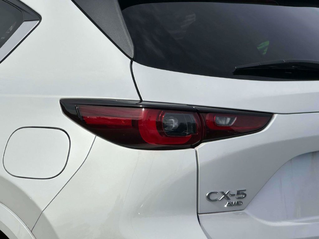 Used 2025 MAZDA CX-5 AWD 2.5 S w/ Preferred Package image 9