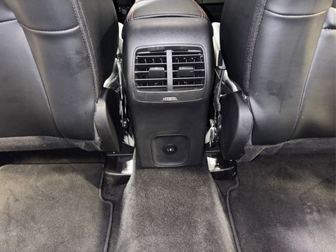 Certified 2025 Ford Escape ST-Line image 29