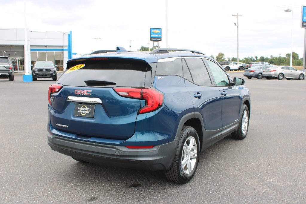 Used 2020 GMC Terrain SLE w/ Driver Convenience Package FWD image 9