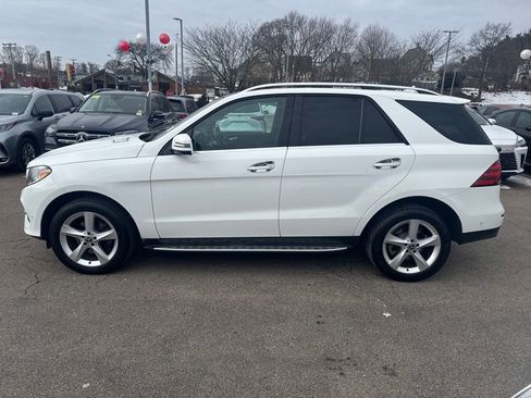 Used 2018 Mercedes-Benz GLE 350 4MATIC image 4