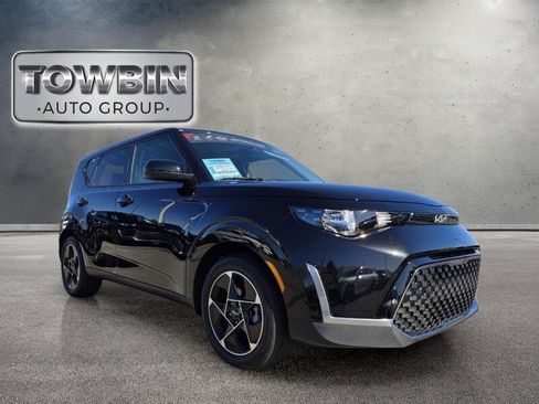 Certified 2025 Kia Soul EX FWD image 2