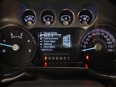 Used 2014 Ford F450 Platinum w/ Platinum Package AWD/4WD image 21