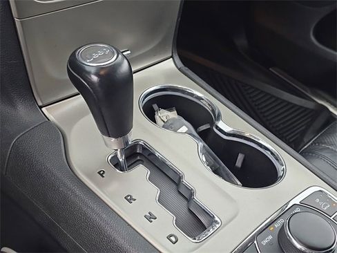 Used 2012 Jeep Grand Cherokee Overland image 23