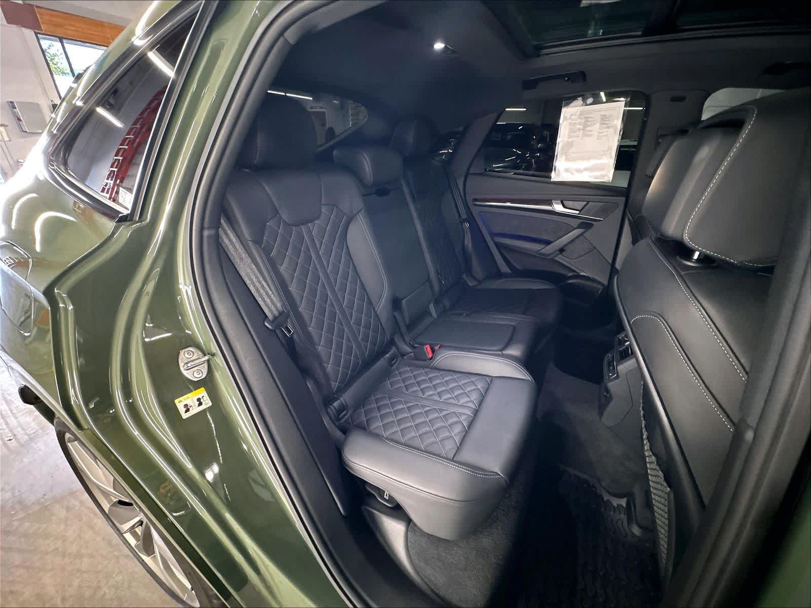 Used 2024 Audi SQ5 Prestige w/ Prestige Package AWD/4WD image 26