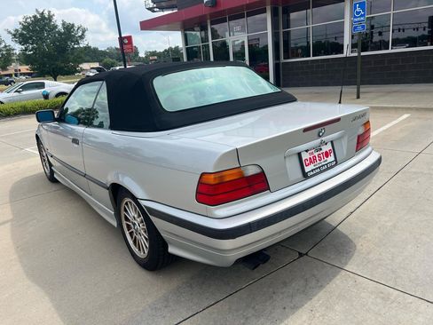 Used 1999 BMW 323i Convertible RWD image 7