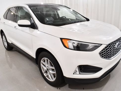 Used 2024 Ford Edge SEL w/ Convenience Package AWD/4WD image 5