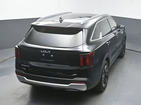 Used 2025 Kia Sorento S w/ Panoramic Sunroof Package FWD image 49
