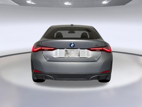Used 2023 BMW i4 eDrive35 RWD image 9