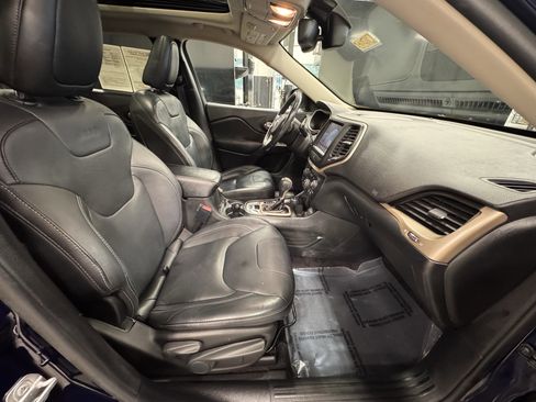 Used 2016 Jeep Cherokee Limited w/ Trailer Tow Group image 26