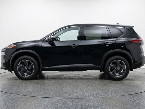 Used 2025 Nissan Rogue SV AWD/4WD image 5