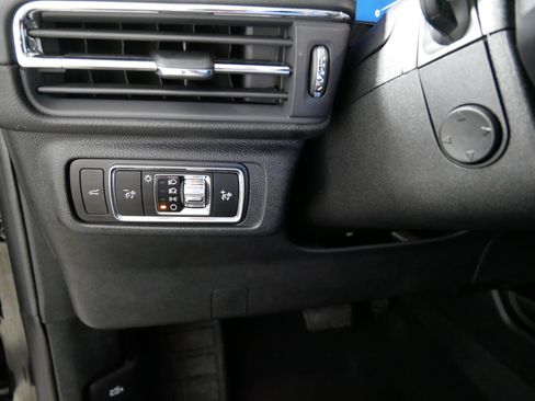 Used 2023 Lincoln Corsair Reserve w/ Equipment Group 201A image 26