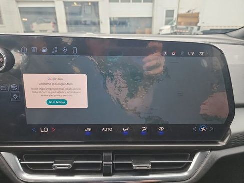 Used 2026 Chevrolet Equinox EV LT FWD image 24