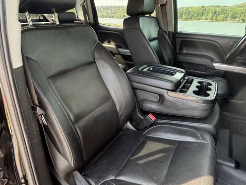 Used 2019 Chevrolet Silverado 2500 LTZ w/ Duramax Plus Package AWD/4WD image 18