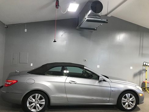 Used 2012 Mercedes-Benz E 350 Cabriolet image 4