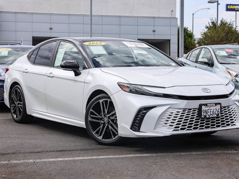 Certified 2025 Toyota Camry XSE FWD image 1