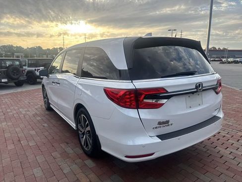 Used 2024 Honda Odyssey Touring image 7
