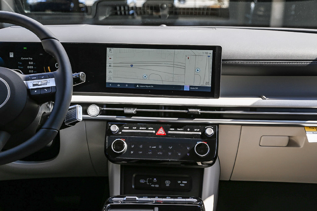 New 2026 Hyundai Tucson Limited FWD image 15
