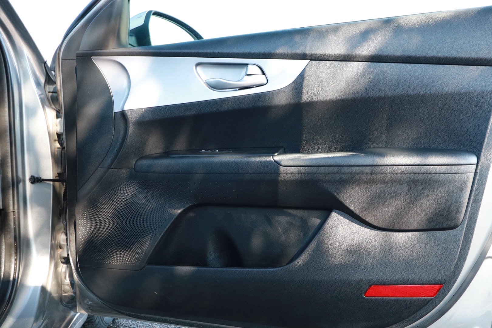 Used 2024 Kia Forte LXS FWD image 27