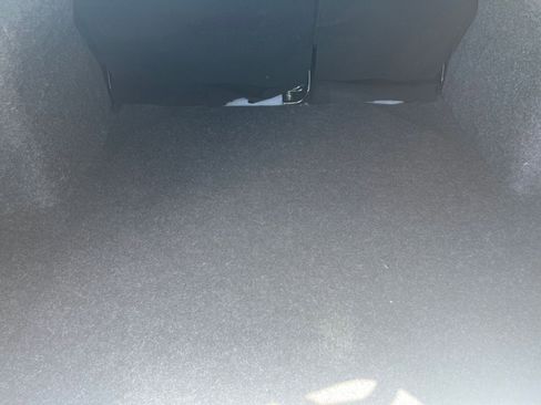 Used 2025 Nissan Versa SV image 29