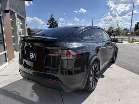 Used 2022 Tesla Model X Plaid AWD/4WD image 8