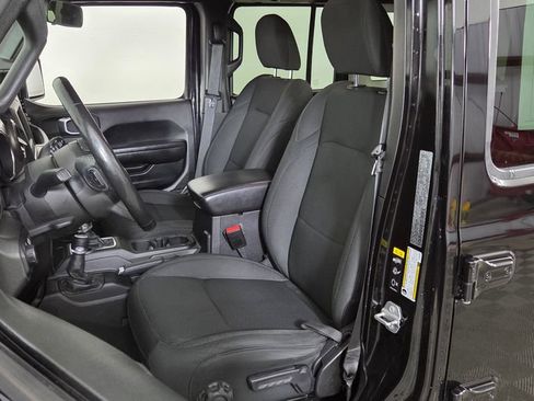 Used 2021 Jeep Wrangler Unlimited Sport AWD/4WD image 16