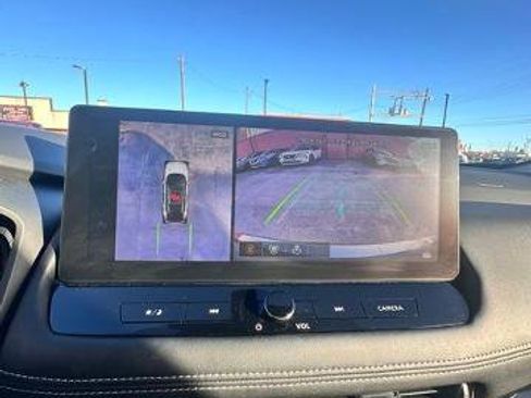 Certified 2024 Nissan Rogue SL image 16