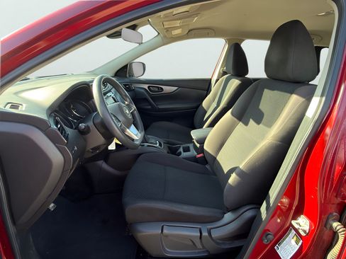 Used 2020 Nissan Rogue Sport S w/ Appearance Package FWD image 13