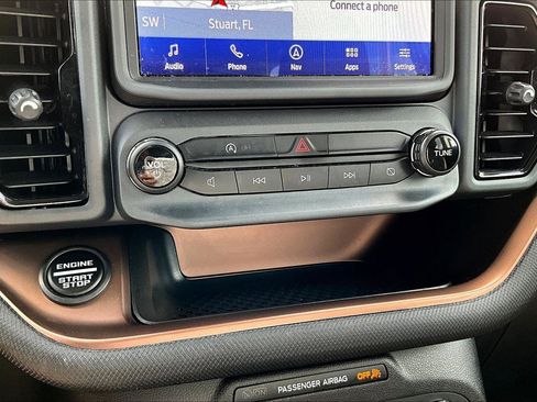 Used 2024 Ford Bronco Sport Outer Banks image 16