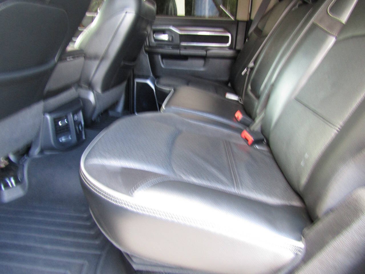 Used 2022 RAM 2500 Laramie w/ Body Color Bumper Group AWD/4WD image 20