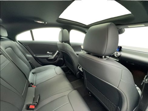 Used 2025 Mercedes-Benz CLA 250 4MATIC image 26