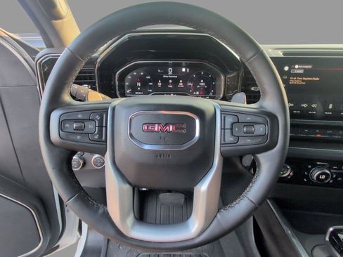 Used 2023 GMC Sierra 1500 SLT w/ SLT Premium Package AWD/4WD image 28