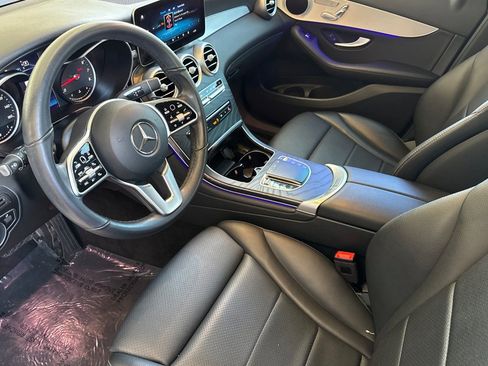 Used 2022 Mercedes-Benz GLC 300 image 10