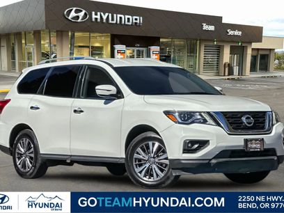 Used 2018 Nissan Pathfinder SV