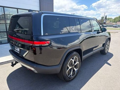 Used 2023 Rivian R1S Adventure AWD/4WD image 9
