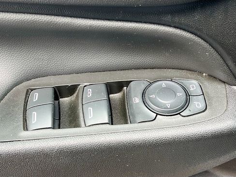 Used 2022 Chevrolet Equinox LT AWD/4WD image 20