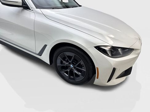 Used 2025 BMW i4 eDrive40 RWD image 19