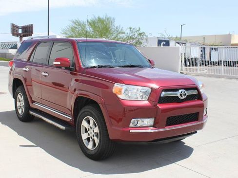 Used 2012 Toyota 4Runner SR5 AWD/4WD image 3