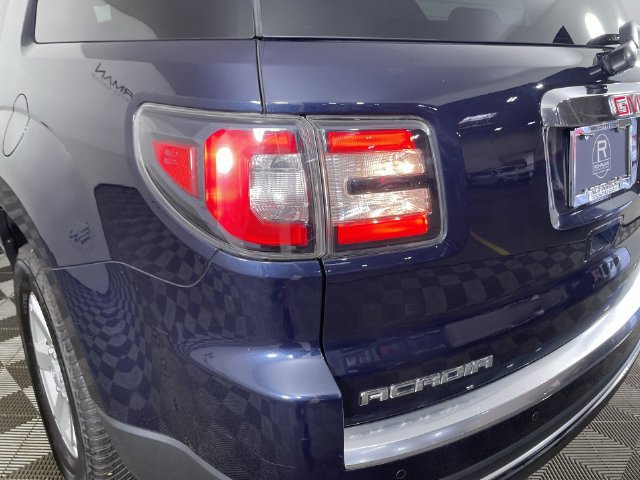 Used 2015 GMC Acadia SLE AWD/4WD image 34