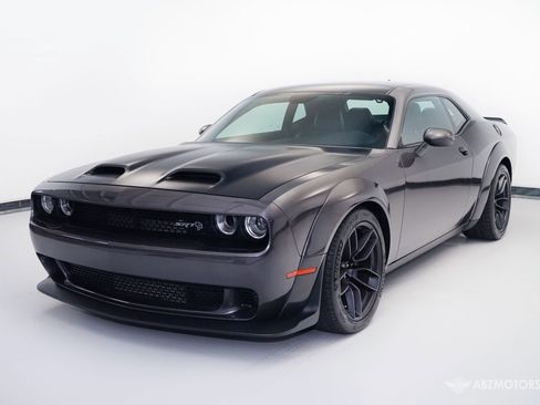Used 2019 Dodge Challenger SRT Hellcat Redeye image 2