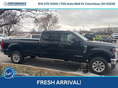 Used 2022 Ford F350 XLT w/ XLT Value Package image 3