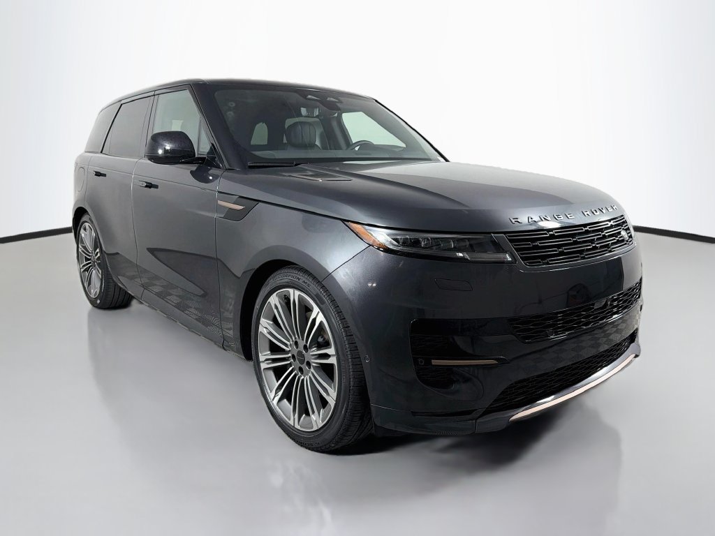 New 2027 Land Rover Range Rover Sport Dynamic SE AWD/4WD image 3