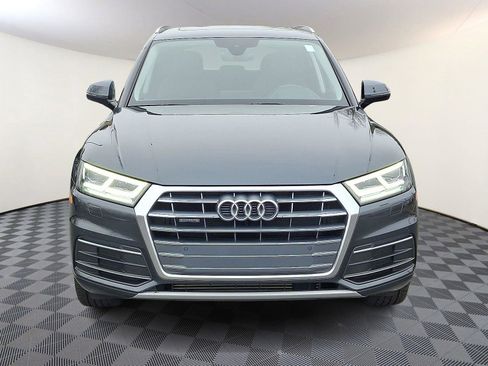 Used 2019 Audi Q5 2.0T Premium Plus w/ Premium Plus Package image 2